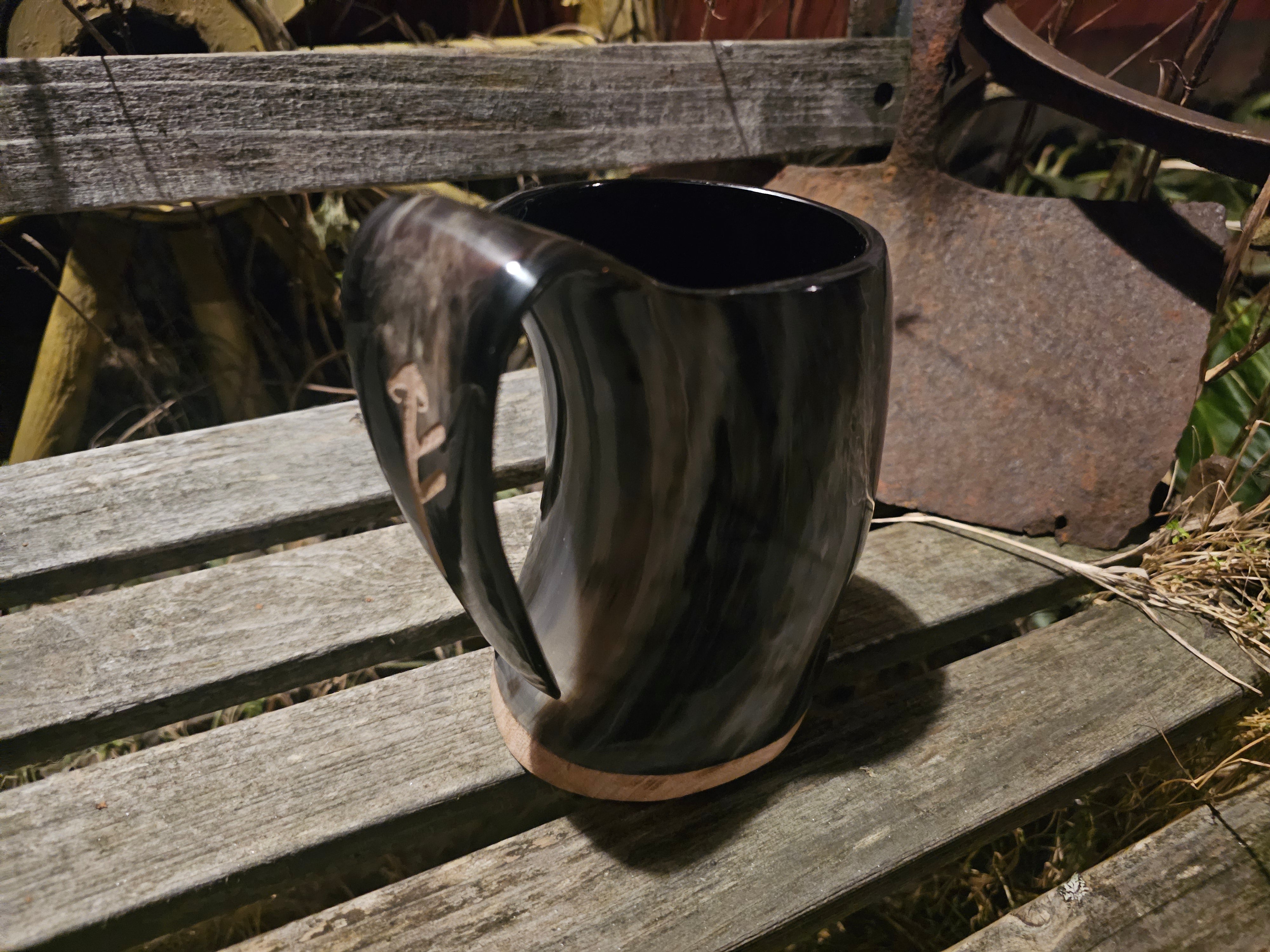 Bor, viking drinking horn