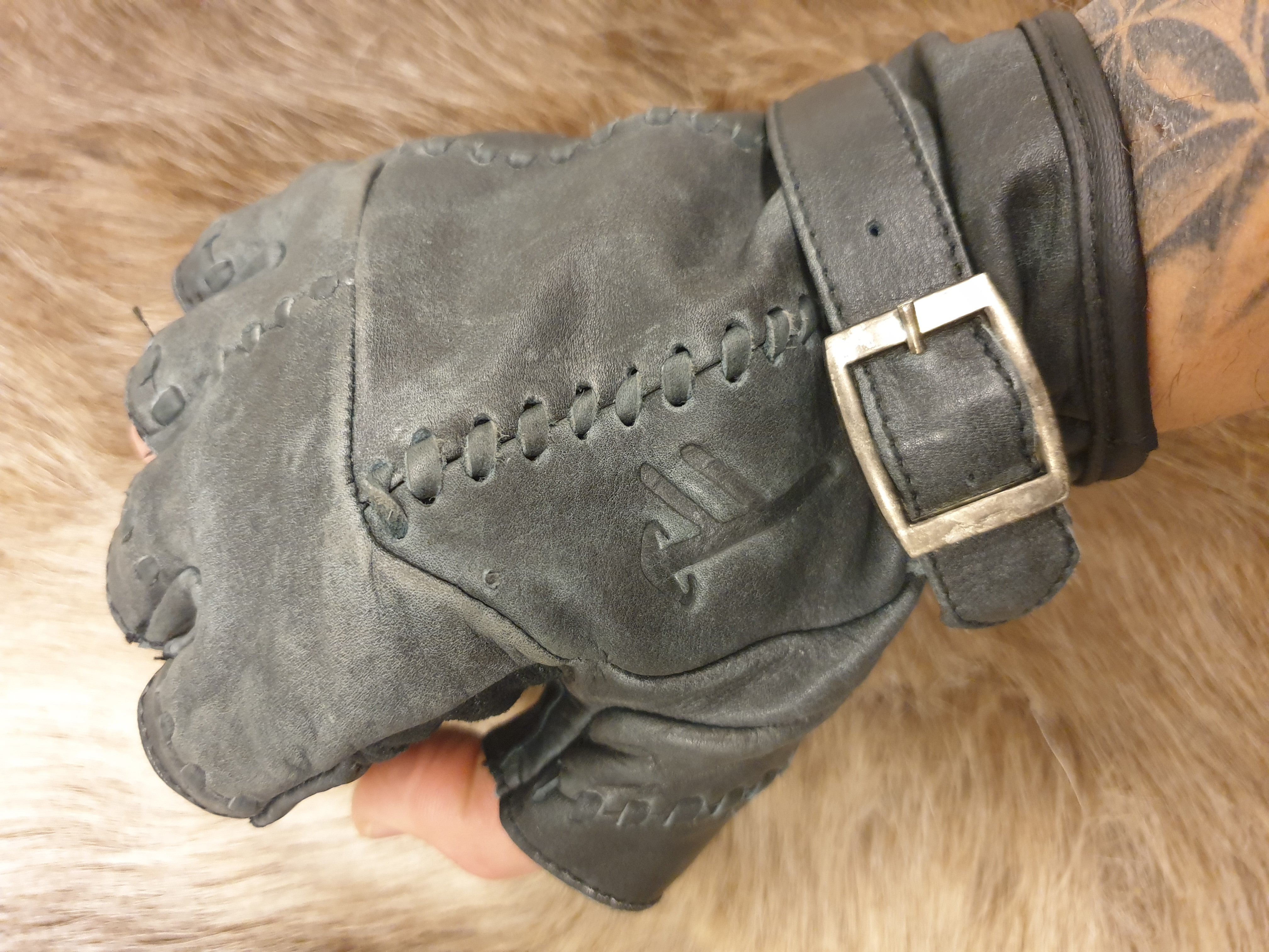 TOR fingerless leather gloves BLACK